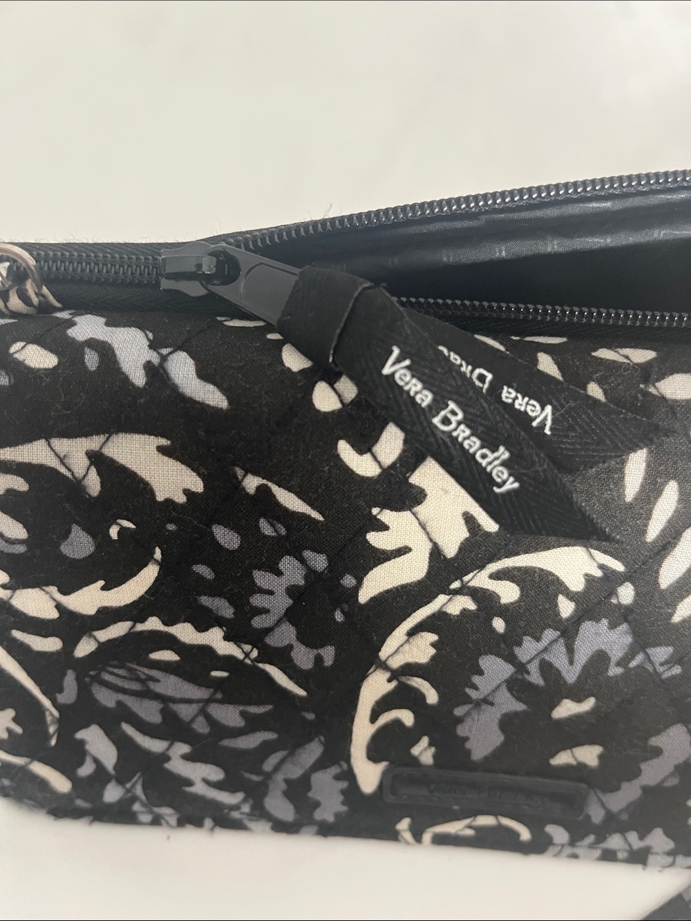 Vera Bradley Black, Blue & Cream Quilted Paisley Crossbody Wallet - Picture 7 of 12